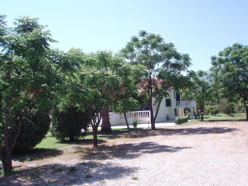 Finikes Studios Kefalonia Sami  Apartmán