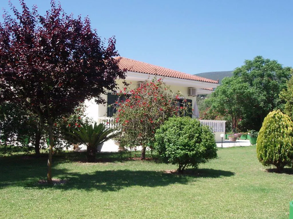 Finikes Studios Kefalonia Sami